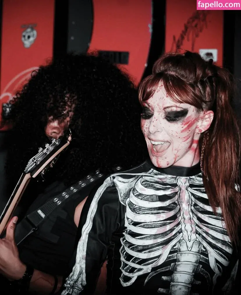 Lisa Foiles / lisafoiles Onlyfans Photo Gallery 