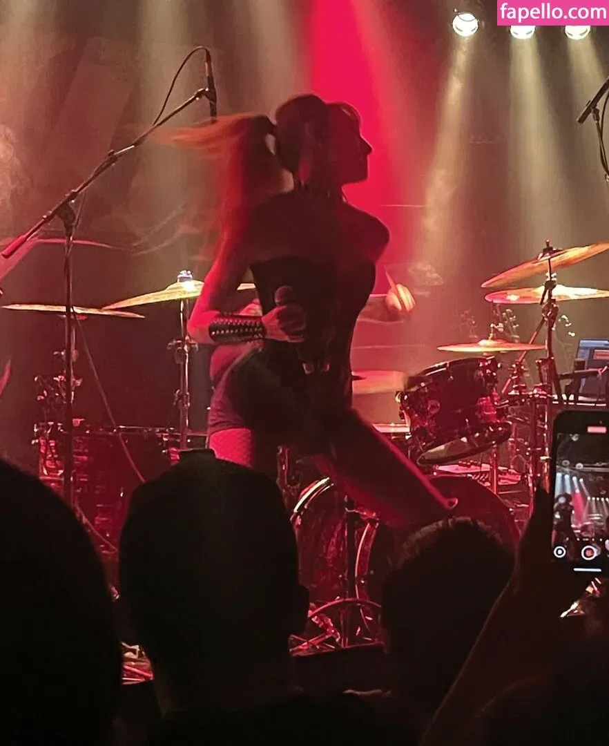 Lisa Foiles / lisafoiles Onlyfans Photo Gallery 