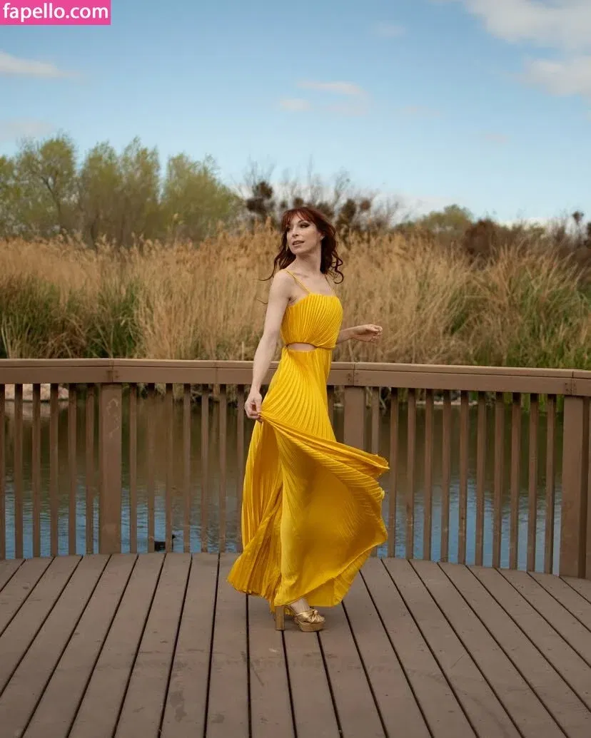 Lisa Foiles / lisafoiles Onlyfans Photo Gallery 