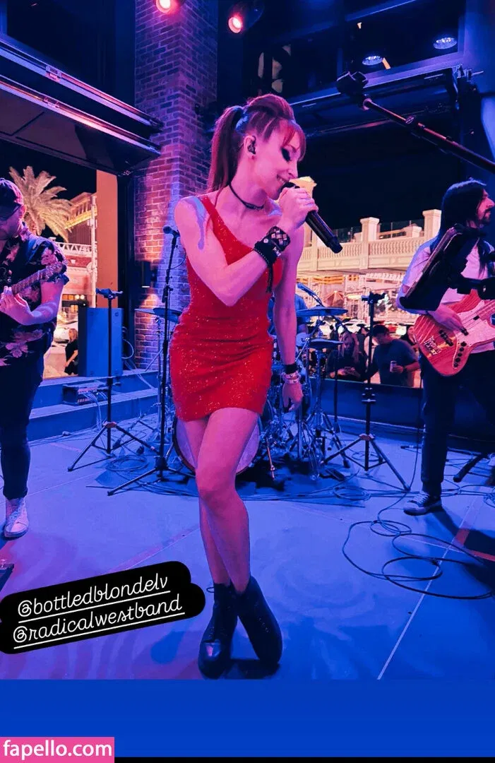 Lisa Foiles / lisafoiles Onlyfans Photo Gallery 