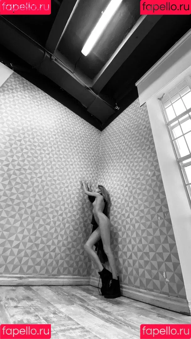 Dasha Marinina / Dasha_tomatto Onlyfans Photo Gallery 