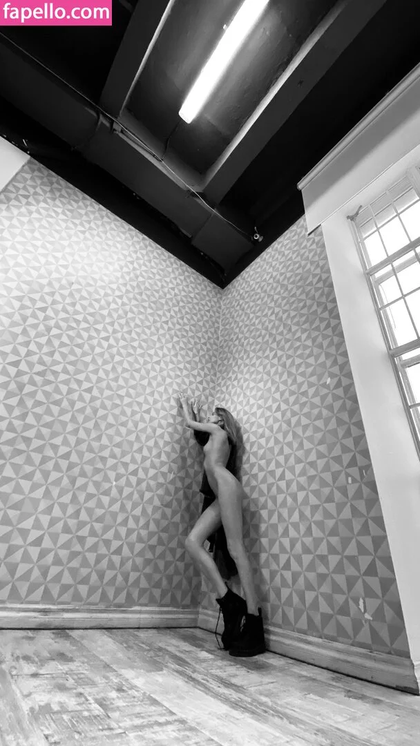 Dasha Marinina / Dasha_tomatto Onlyfans Photo Gallery 