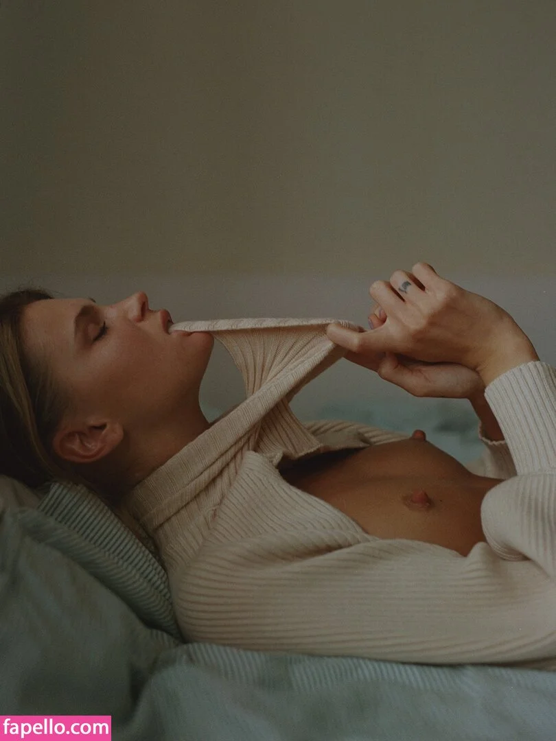 Dasha Marinina / Dasha_tomatto Onlyfans Photo Gallery 