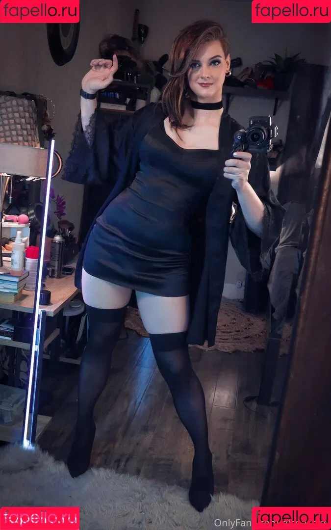 AlsoAshley / AlsoAshleyB / Ashely Barron Onlyfans Photo Gallery 