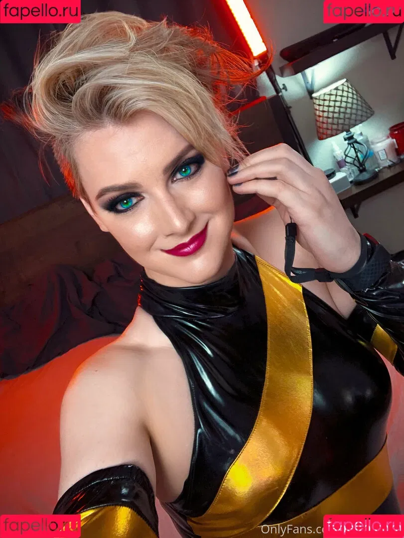 AlsoAshley / AlsoAshleyB / Ashely Barron Onlyfans Photo Gallery 