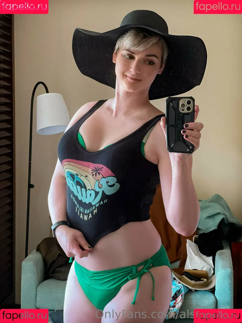 AlsoAshley / AlsoAshleyB / Ashely Barron Onlyfans Photo Gallery 
