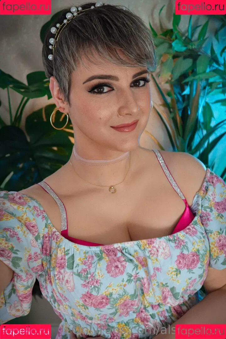 AlsoAshley / AlsoAshleyB / Ashely Barron Onlyfans Photo Gallery 