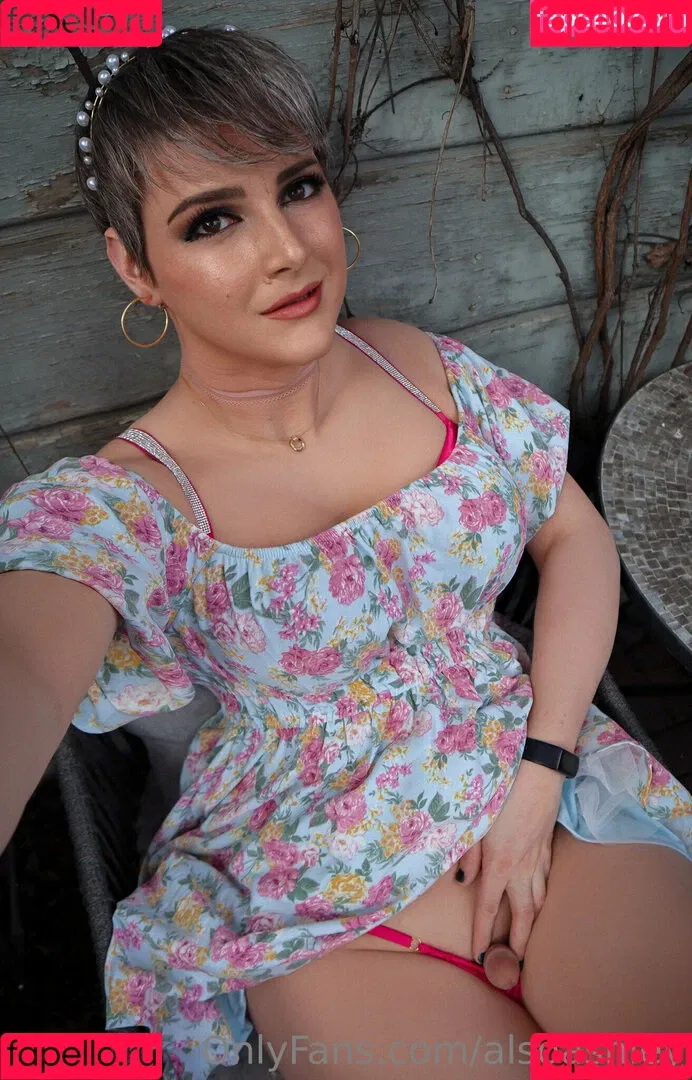 AlsoAshley / AlsoAshleyB / Ashely Barron Onlyfans Photo Gallery 