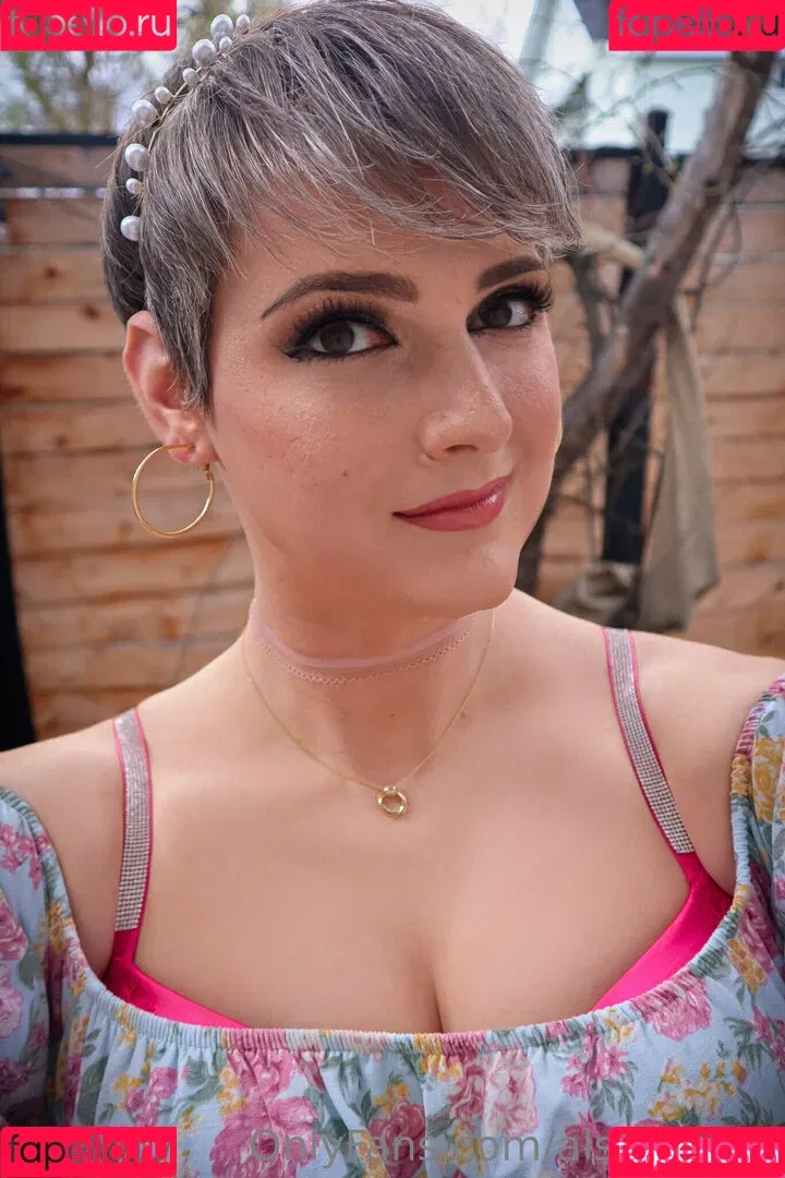 AlsoAshley / AlsoAshleyB / Ashely Barron Onlyfans Photo Gallery 