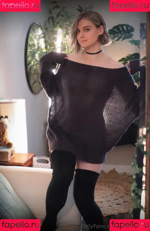 AlsoAshley / AlsoAshleyB / Ashely Barron Onlyfans Photo Gallery 