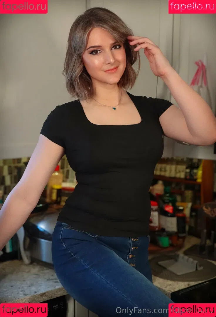 AlsoAshley / AlsoAshleyB / Ashely Barron Onlyfans Photo Gallery 