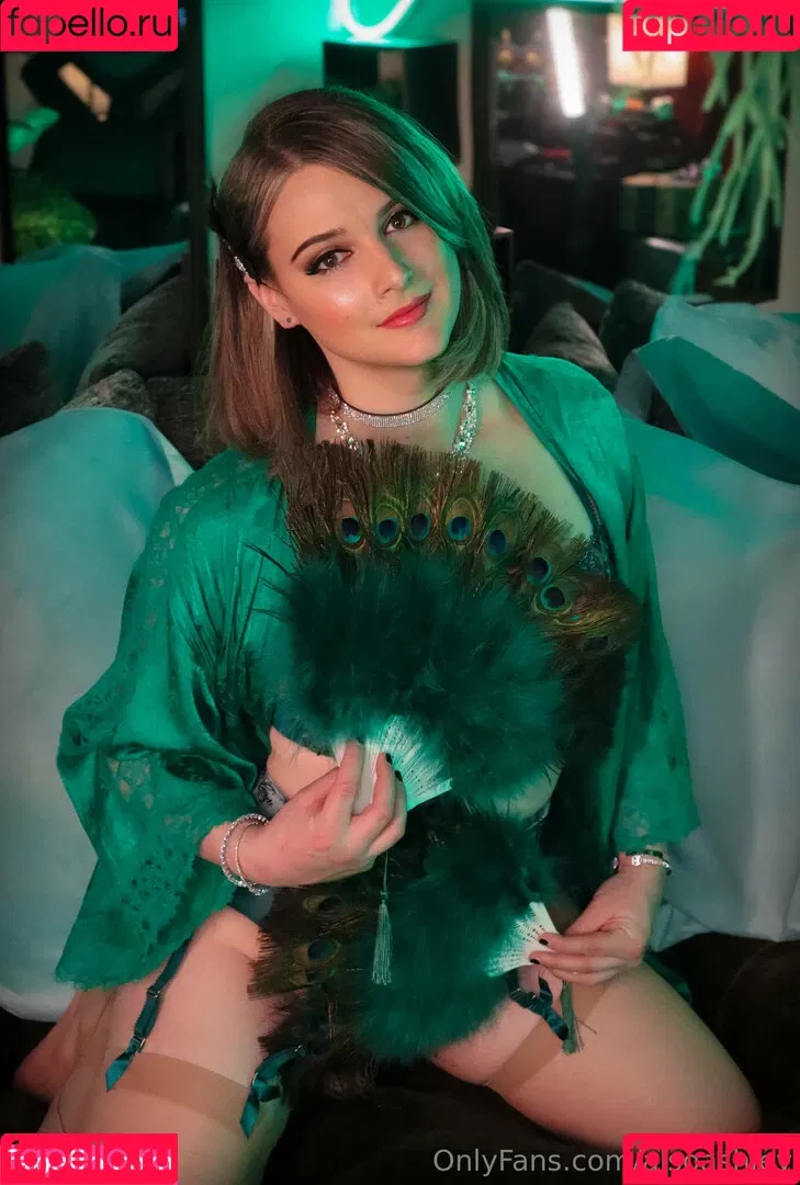 AlsoAshley / AlsoAshleyB / Ashely Barron Onlyfans Photo Gallery 