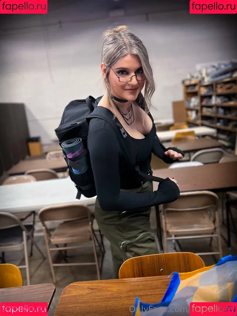 AlsoAshley / AlsoAshleyB / Ashely Barron Onlyfans Photo Gallery 