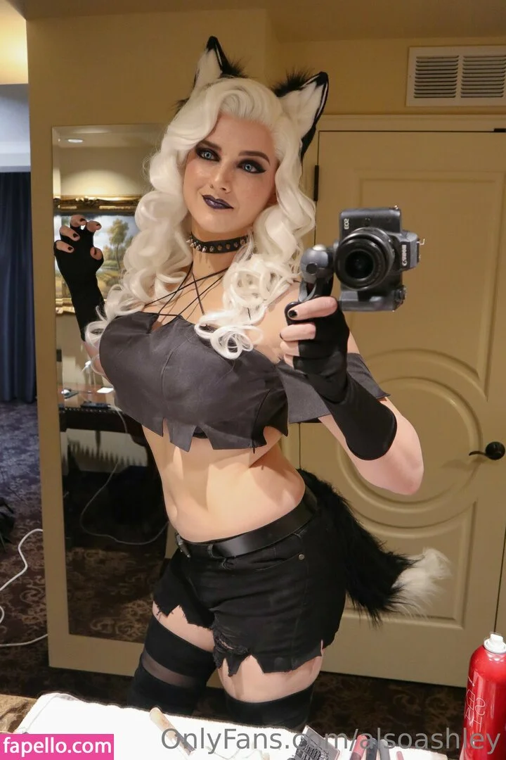 AlsoAshley / AlsoAshleyB / Ashely Barron Onlyfans Photo Gallery 