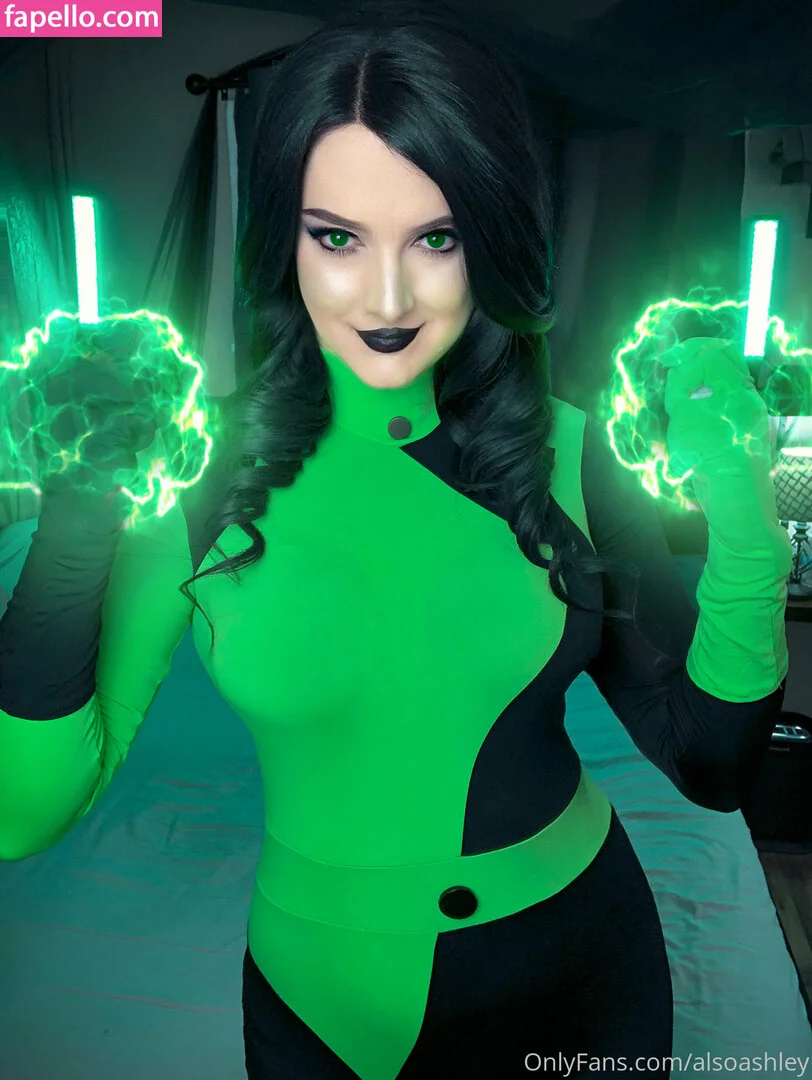 AlsoAshley / AlsoAshleyB / Ashely Barron Onlyfans Photo Gallery 