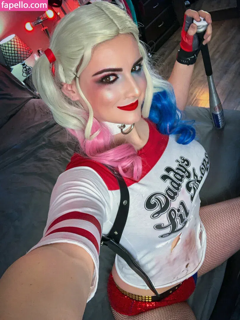 AlsoAshley / AlsoAshleyB / Ashely Barron Onlyfans Photo Gallery 