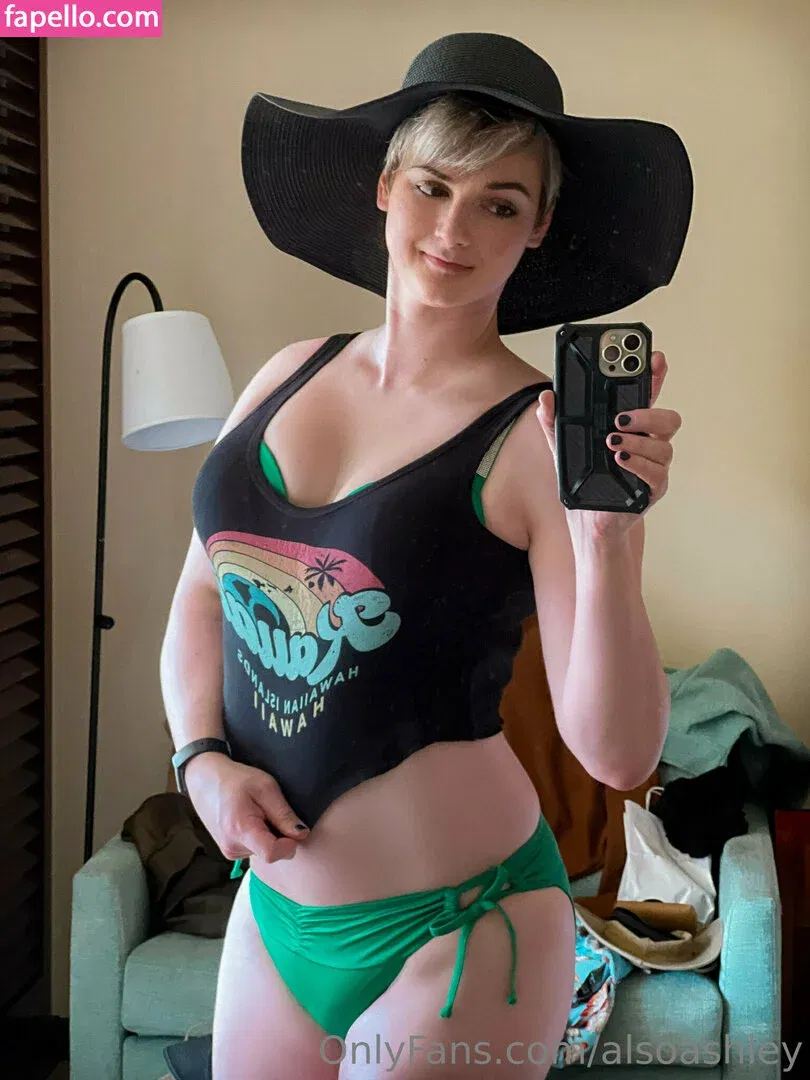 AlsoAshley / AlsoAshleyB / Ashely Barron Onlyfans Photo Gallery 