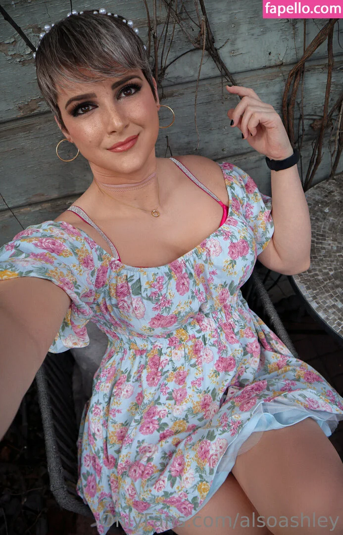 AlsoAshley / AlsoAshleyB / Ashely Barron Onlyfans Photo Gallery 