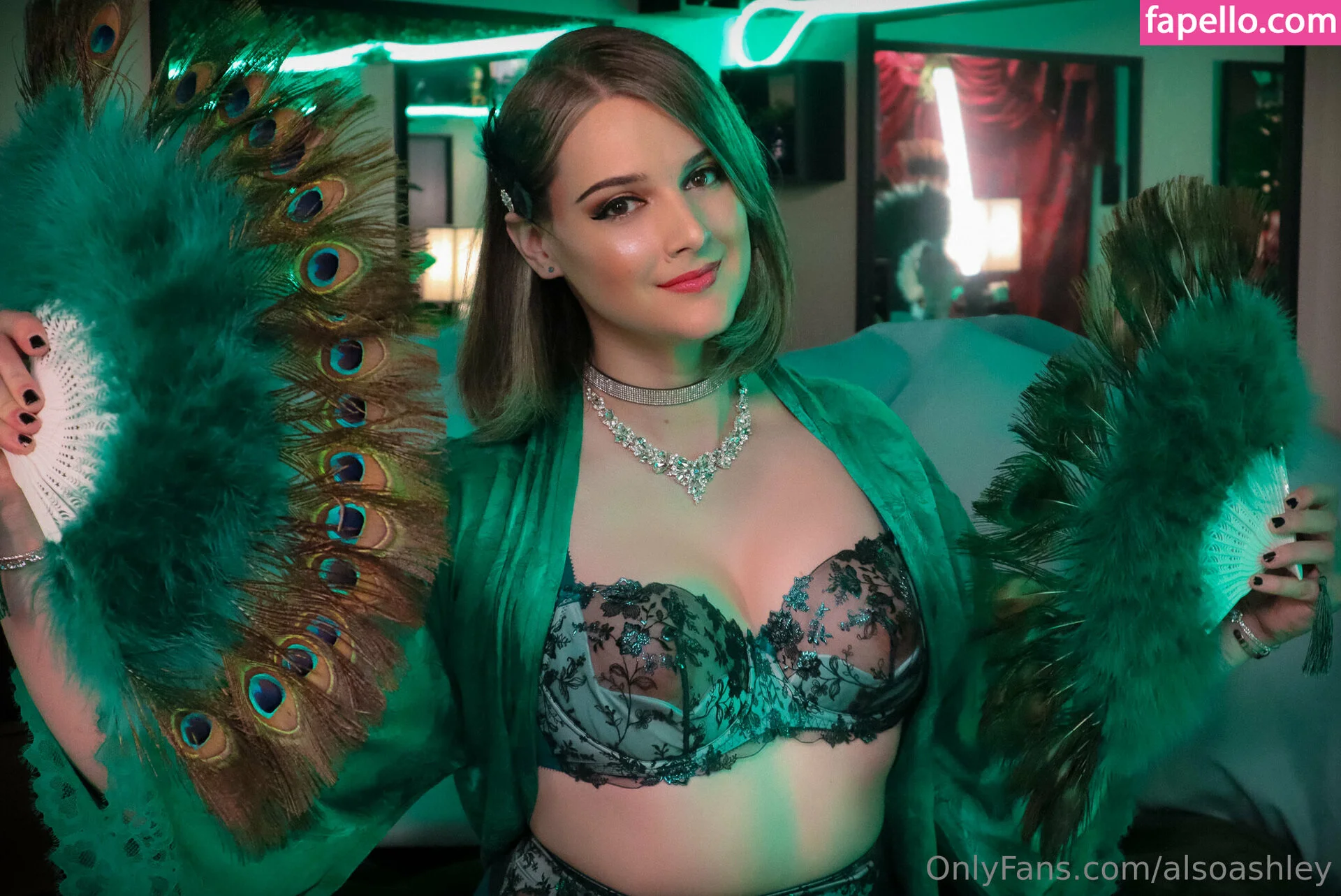 AlsoAshley / AlsoAshleyB / Ashely Barron Onlyfans Photo Gallery 