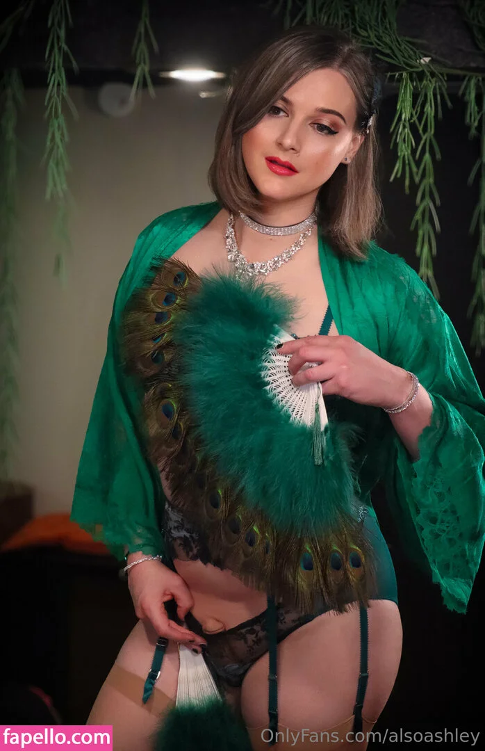 AlsoAshley / AlsoAshleyB / Ashely Barron Onlyfans Photo Gallery 