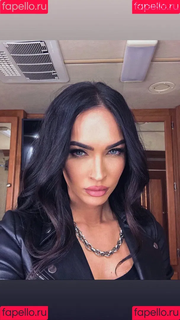 Megan Fox / action / meganfox Onlyfans Photo Gallery 