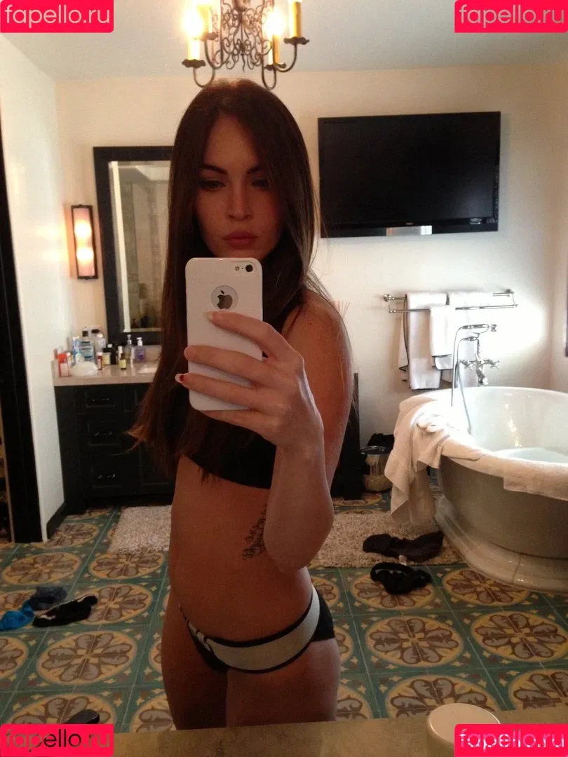 Megan Fox / action / meganfox Onlyfans Photo Gallery 
