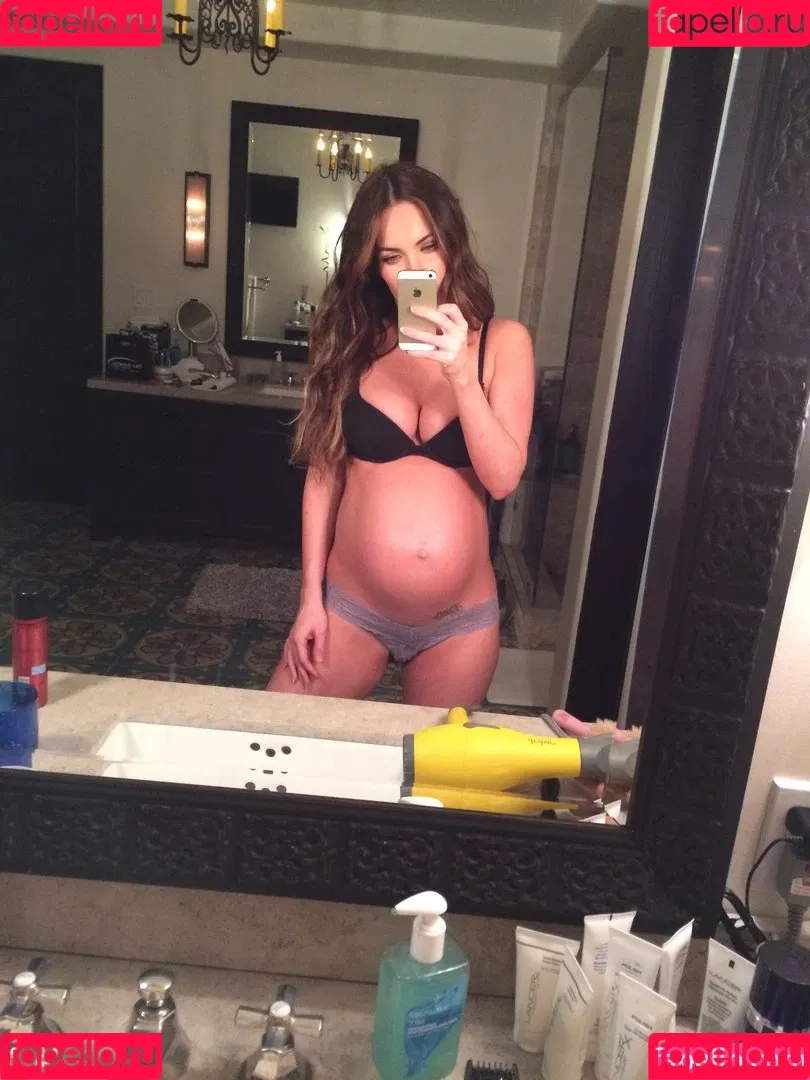 Megan Fox / action / meganfox Onlyfans Photo Gallery 
