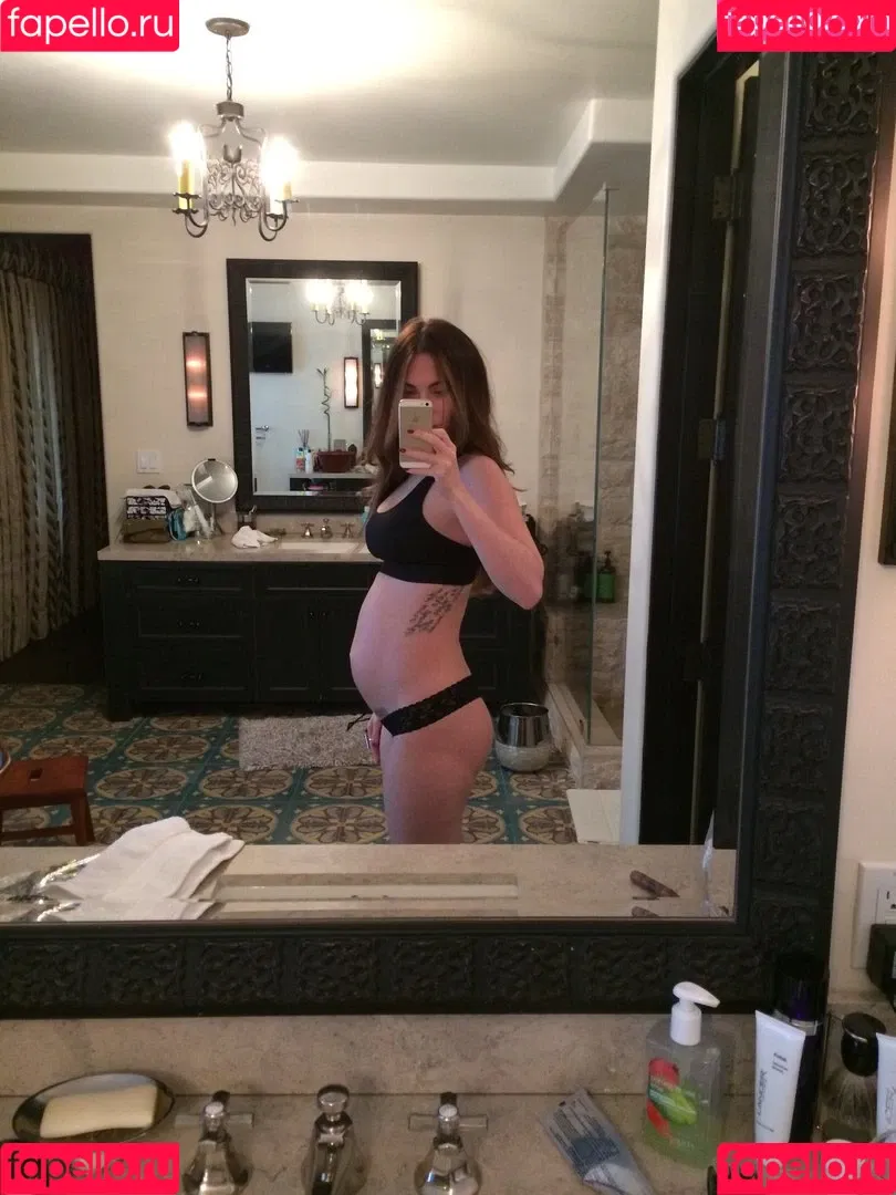 Megan Fox / action / meganfox Onlyfans Photo Gallery 
