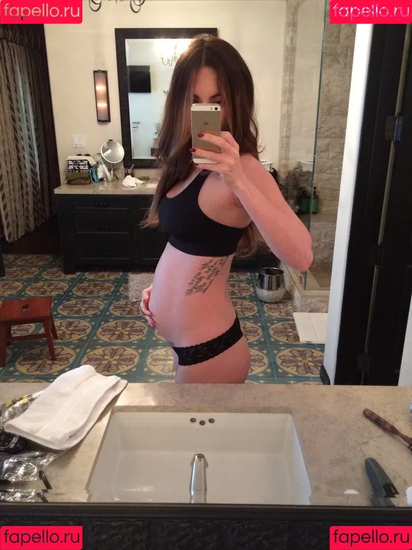 Megan Fox / action / meganfox Onlyfans Photo Gallery 