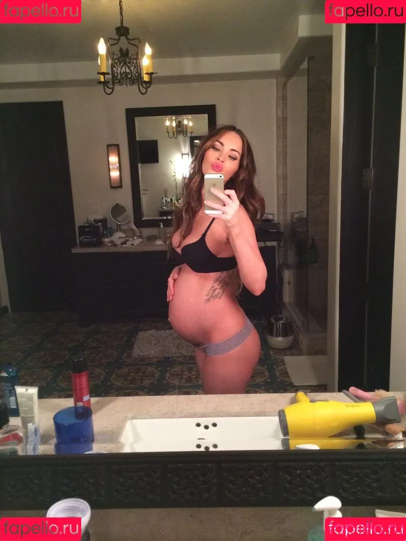 Megan Fox / action / meganfox Onlyfans Photo Gallery 