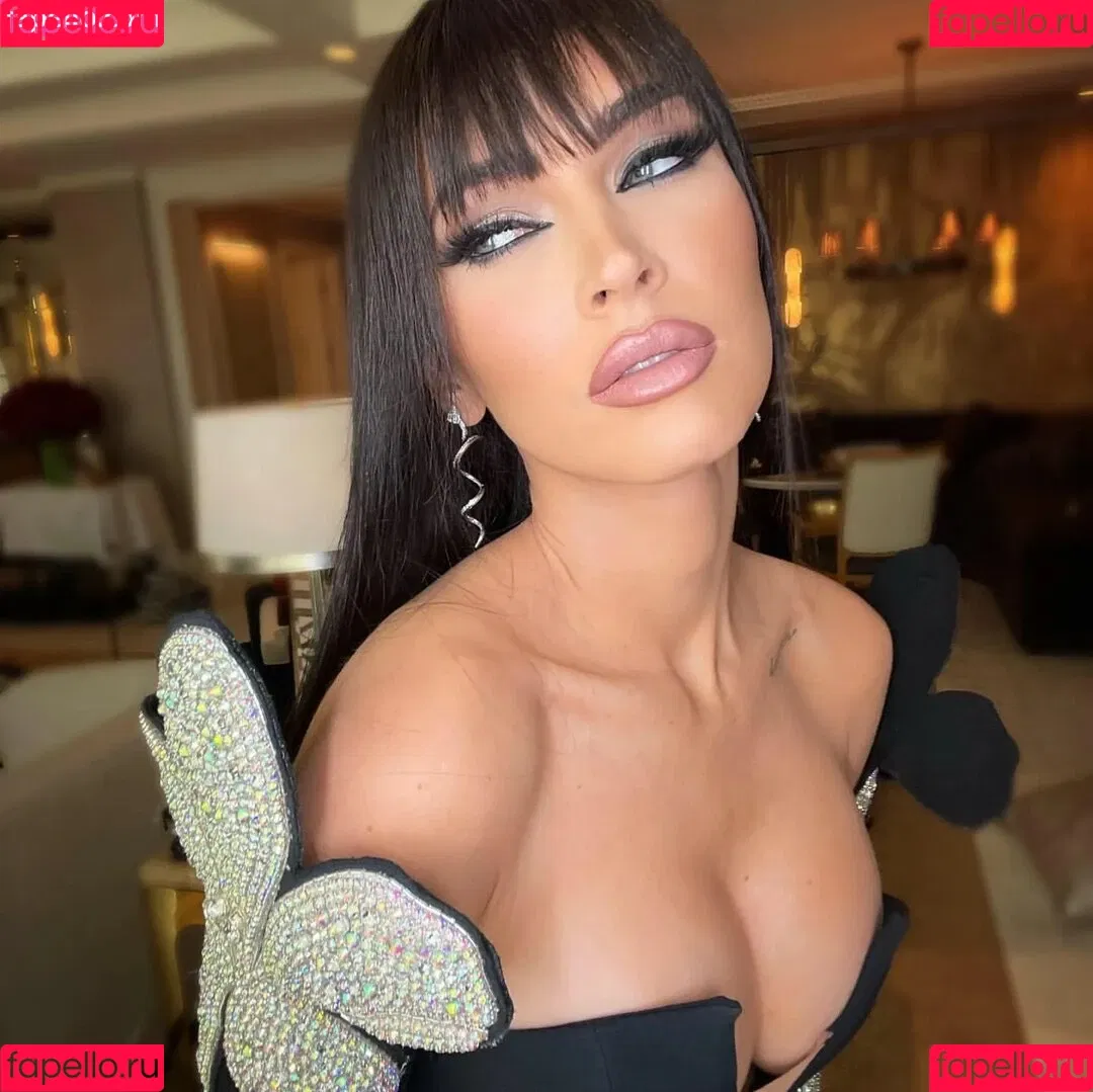 Megan Fox / action / meganfox Onlyfans Photo Gallery 