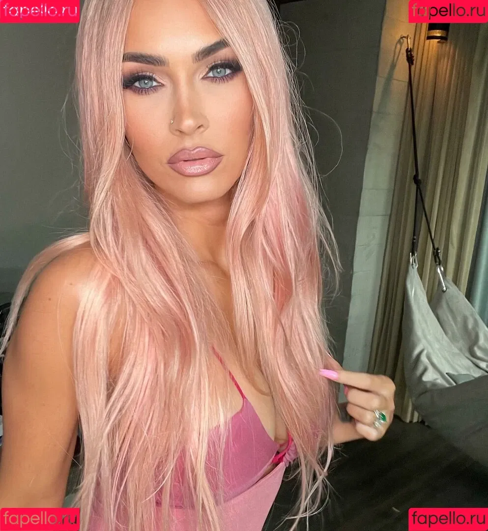 Megan Fox / action / meganfox Onlyfans Photo Gallery 