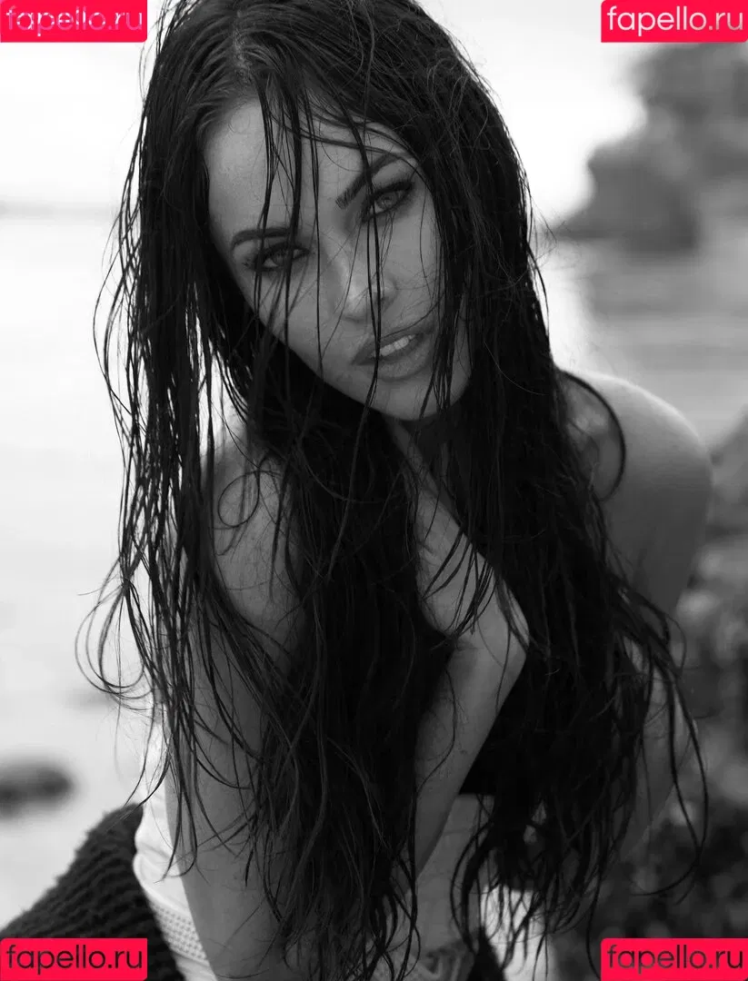 Megan Fox / action / meganfox Onlyfans Photo Gallery 