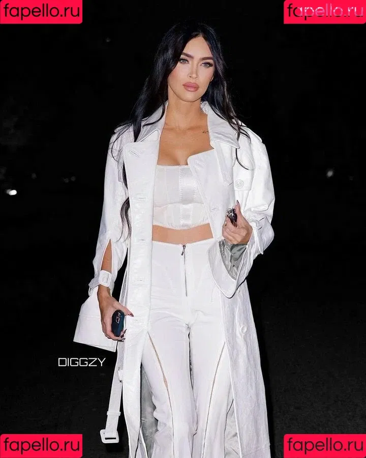Megan Fox / action / meganfox Onlyfans Photo Gallery 