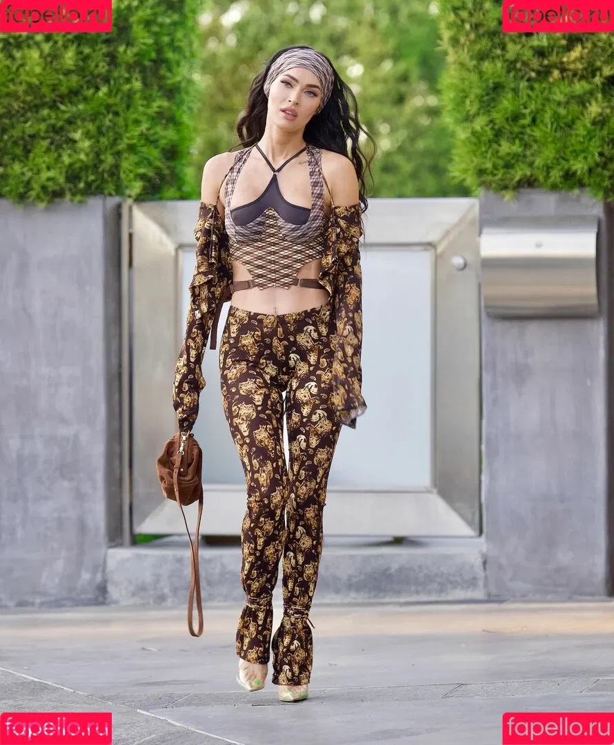 Megan Fox / action / meganfox Onlyfans Photo Gallery 