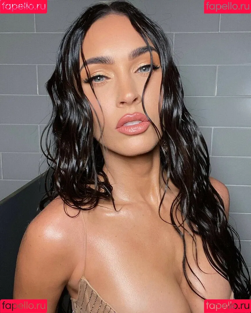 Megan Fox / action / meganfox Onlyfans Photo Gallery 