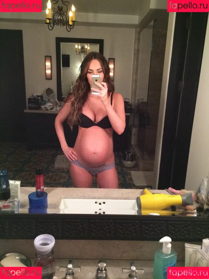Megan Fox / action / meganfox Onlyfans Photo Gallery 