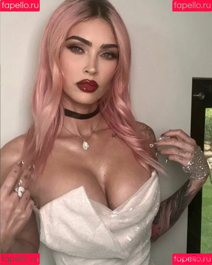 Megan Fox / action / meganfox Onlyfans Photo Gallery 