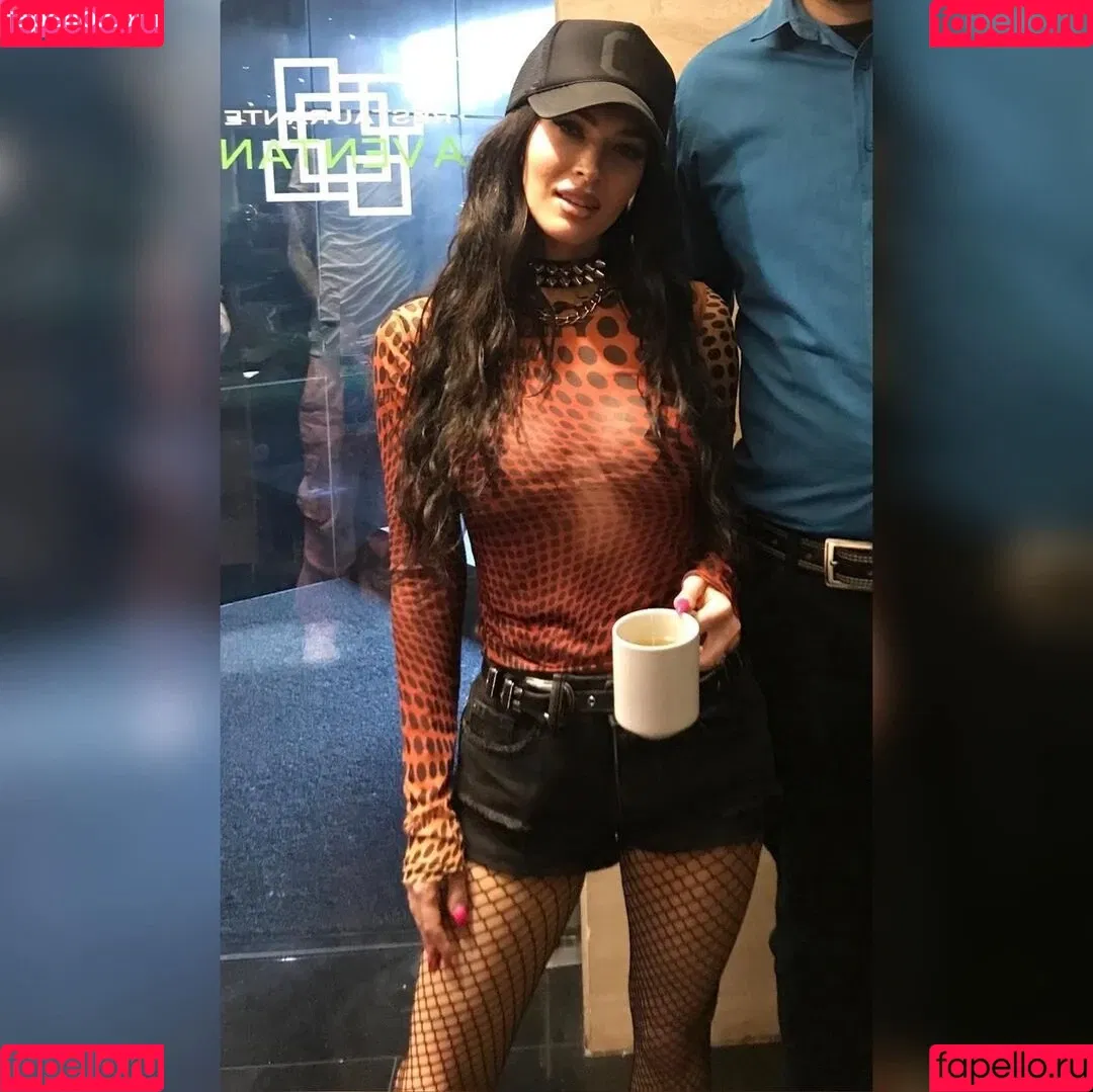 Megan Fox / action / meganfox Onlyfans Photo Gallery 