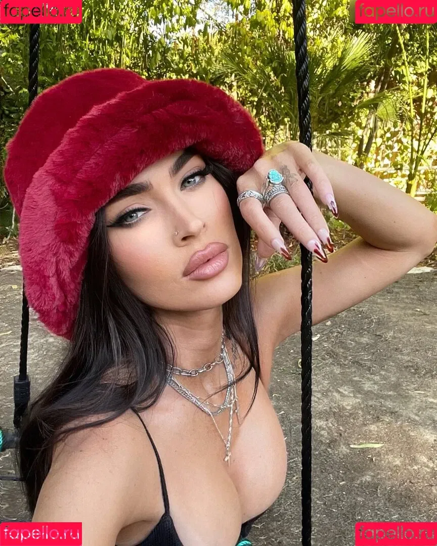 Megan Fox / action / meganfox Onlyfans Photo Gallery 