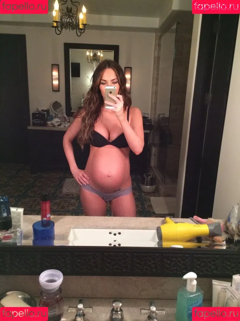 Megan Fox / action / meganfox Onlyfans Photo Gallery 