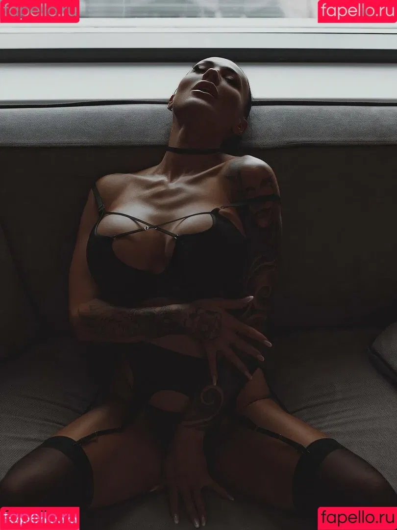 Hotelf / crazy_vamp Onlyfans Photo Gallery 