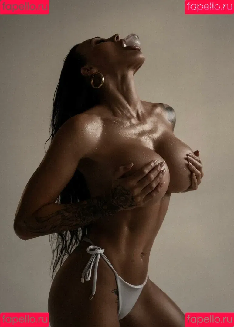 Hotelf / crazy_vamp Onlyfans Photo Gallery 