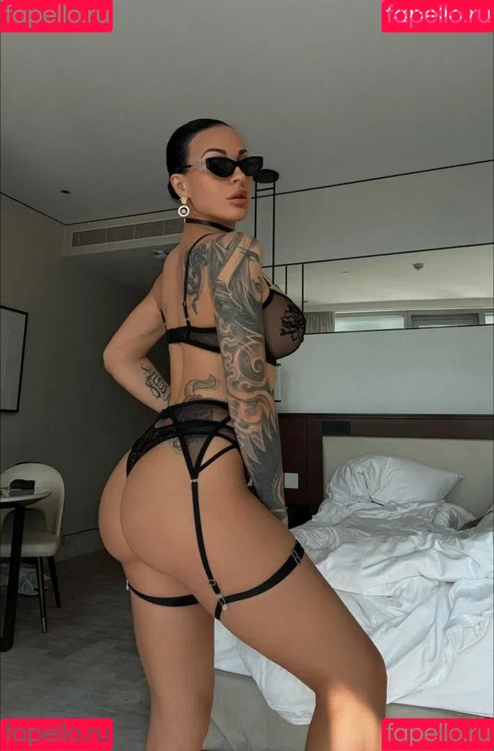 Hotelf / crazy_vamp Onlyfans Photo Gallery 