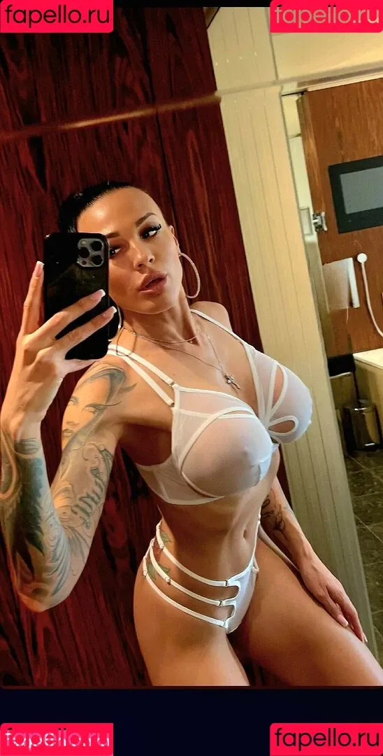 Hotelf / crazy_vamp Onlyfans Photo Gallery 