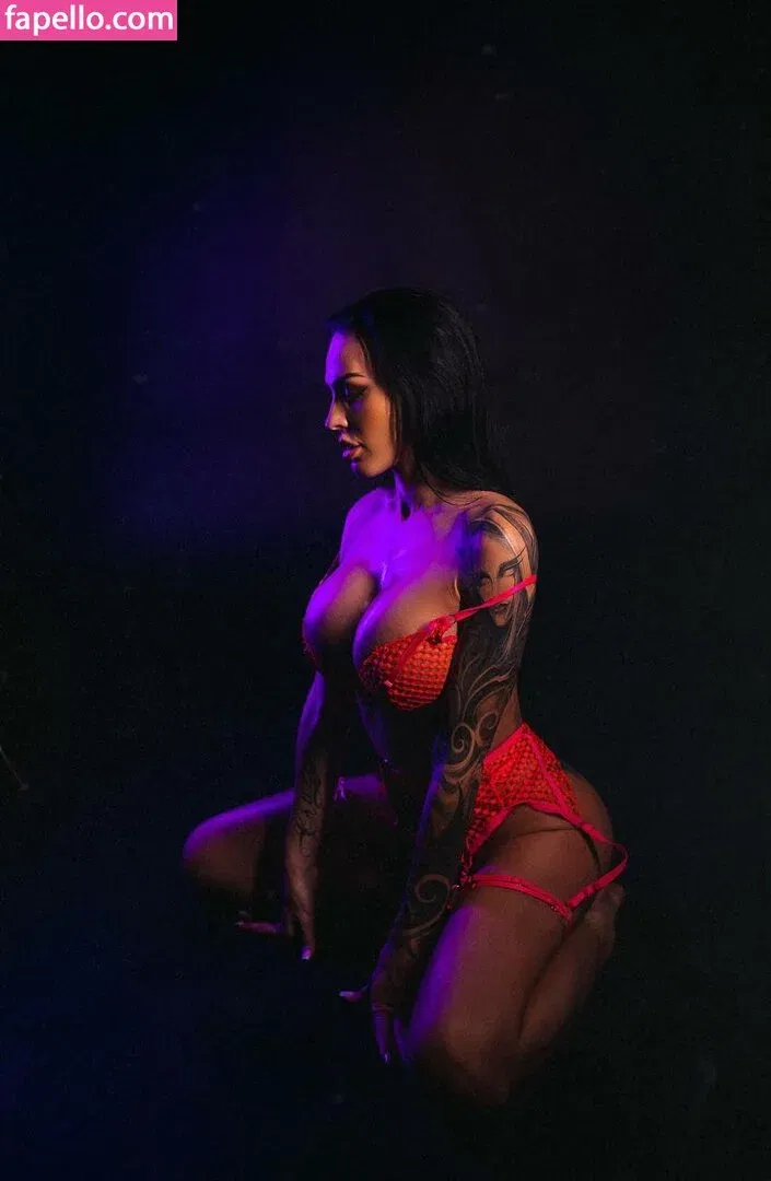 Hotelf / crazy_vamp Onlyfans Photo Gallery 