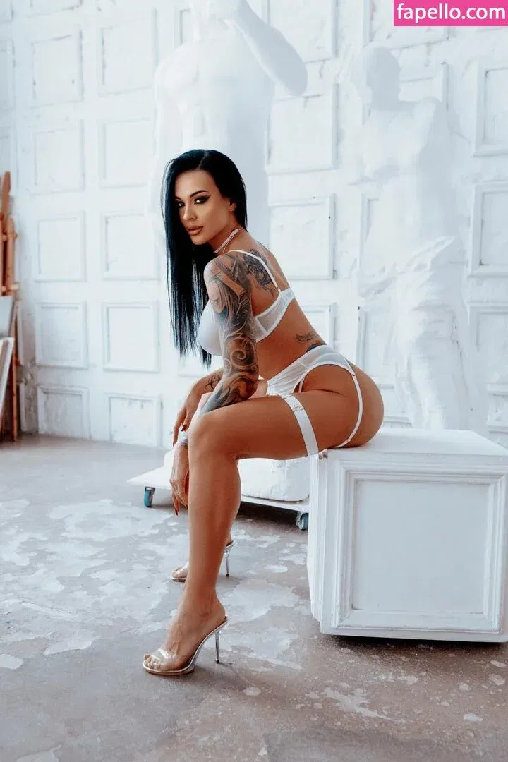 Hotelf / crazy_vamp Onlyfans Photo Gallery 