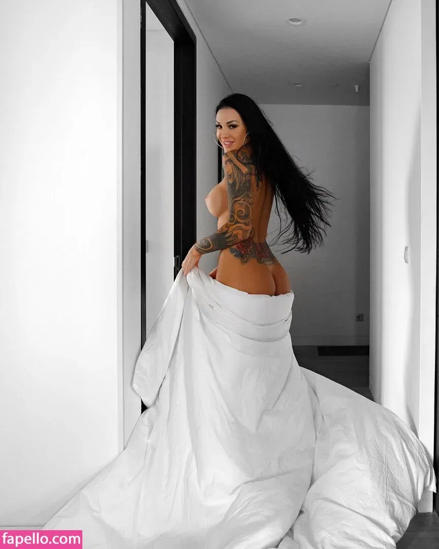 Hotelf / crazy_vamp Onlyfans Photo Gallery 