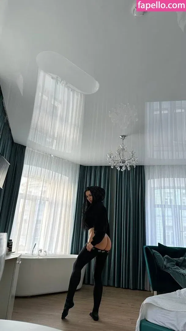 Hotelf / crazy_vamp Onlyfans Photo Gallery 