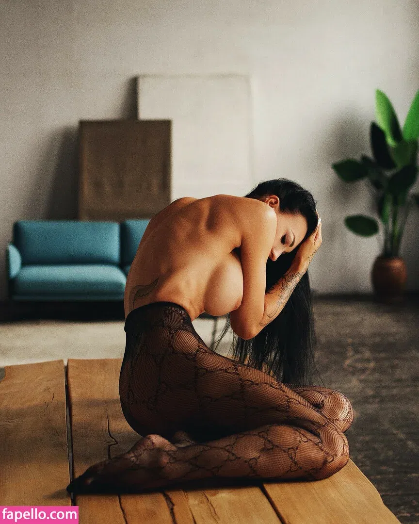 Hotelf / crazy_vamp Onlyfans Photo Gallery 